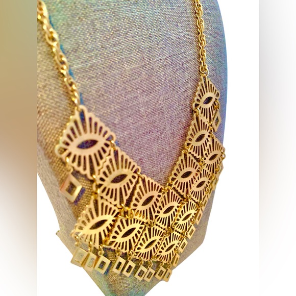 Vintage Sarah Coventry MANDARIN MAGIC Necklace Gold Tone Bib Necklace & Earrings - Picture 2 of 11